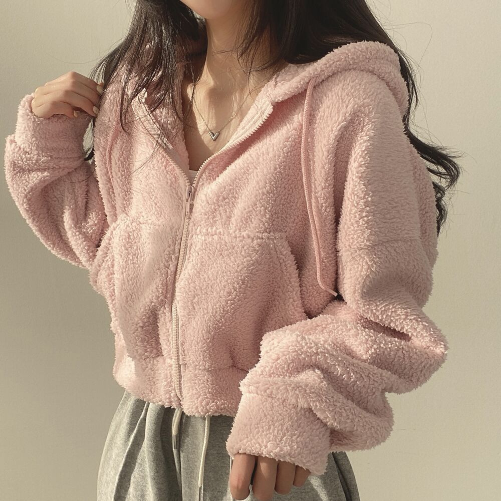 سترة نسائية من صوف الخروف لخري - مراجعة Winter Clothes Shop وسعره