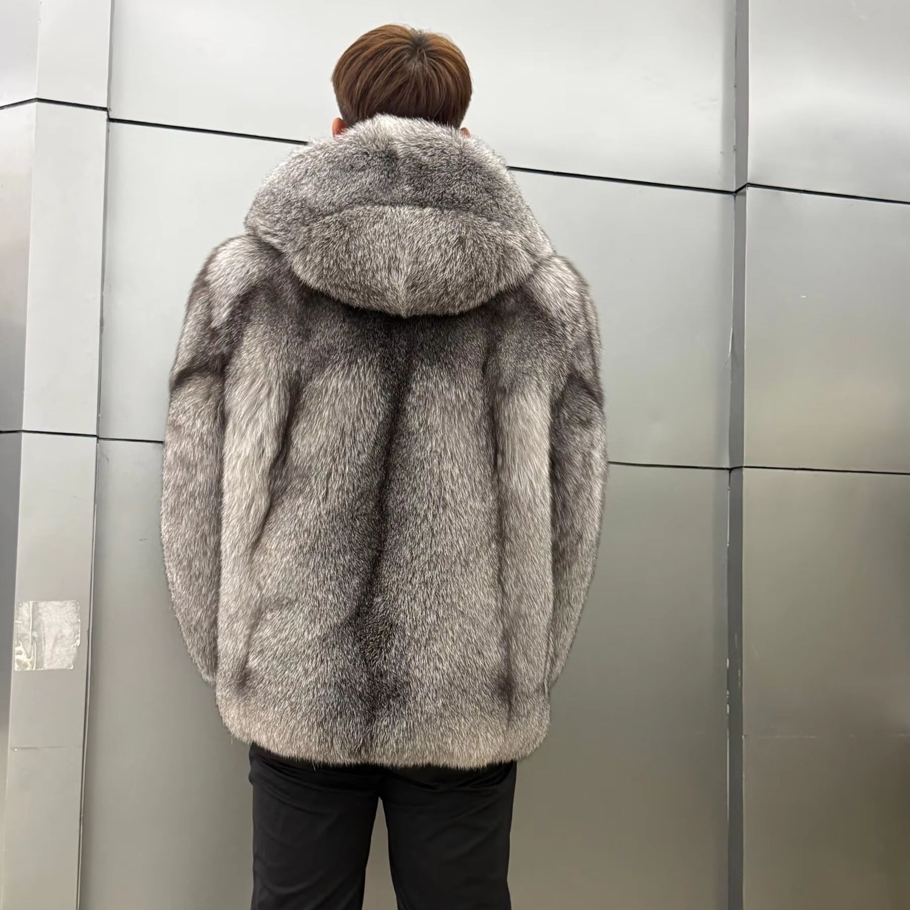 معاطف رجالية فاخرة من فرو الثع - مراجعة Winter Clothes Shop وسعره