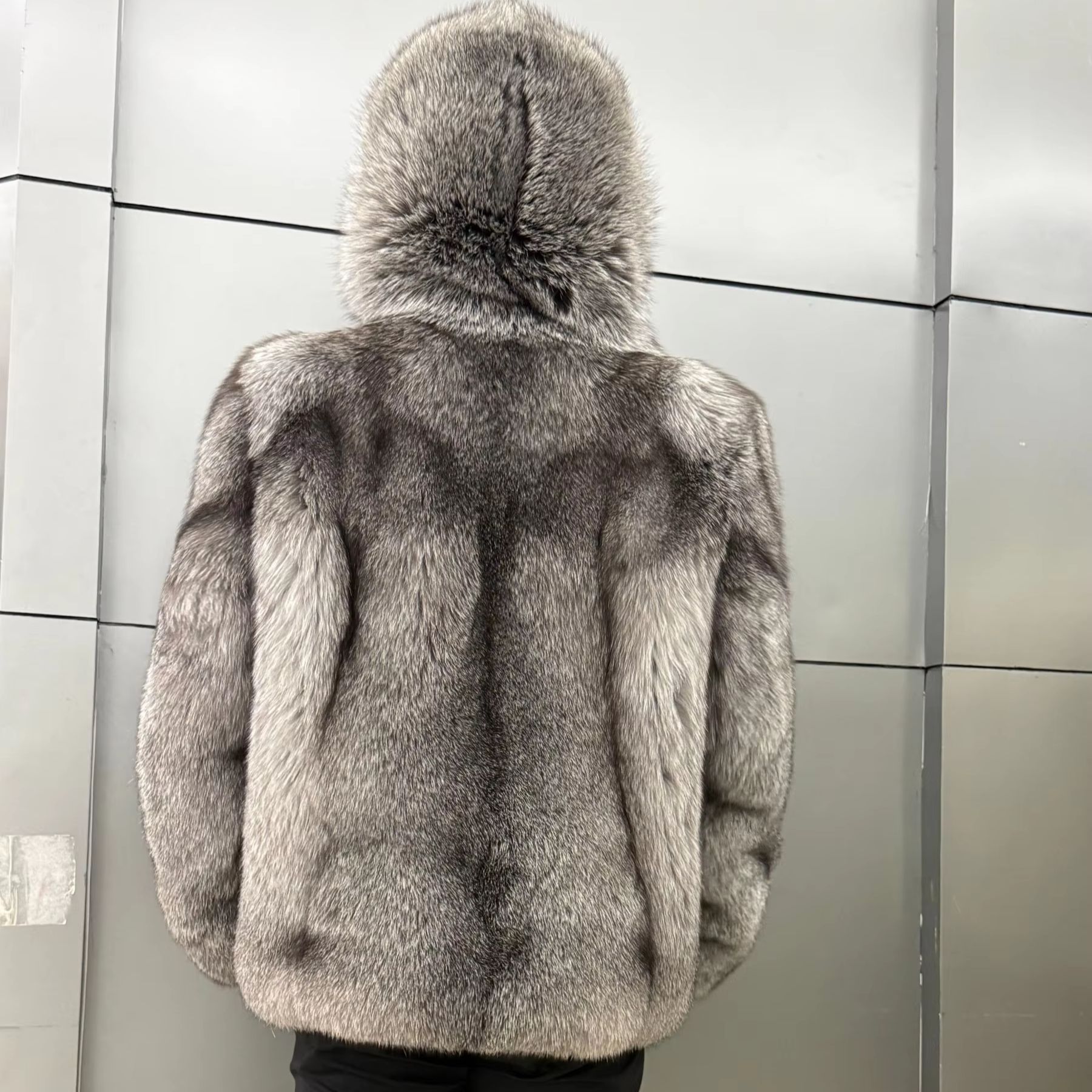 معاطف رجالية فاخرة من فرو الثع - مراجعة Winter Clothes Shop وسعره